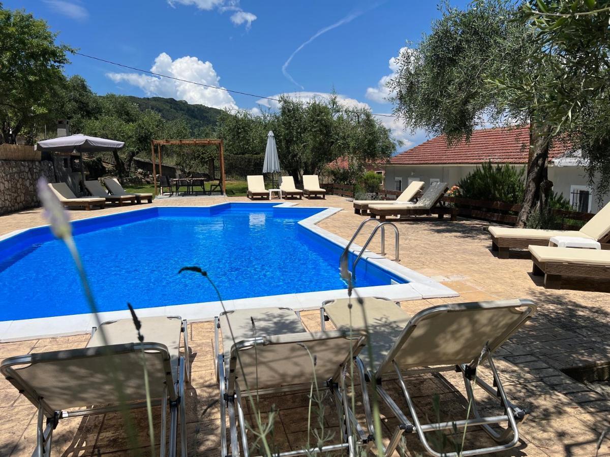 Olive Grove Poolside * Benitses (Corfu)
