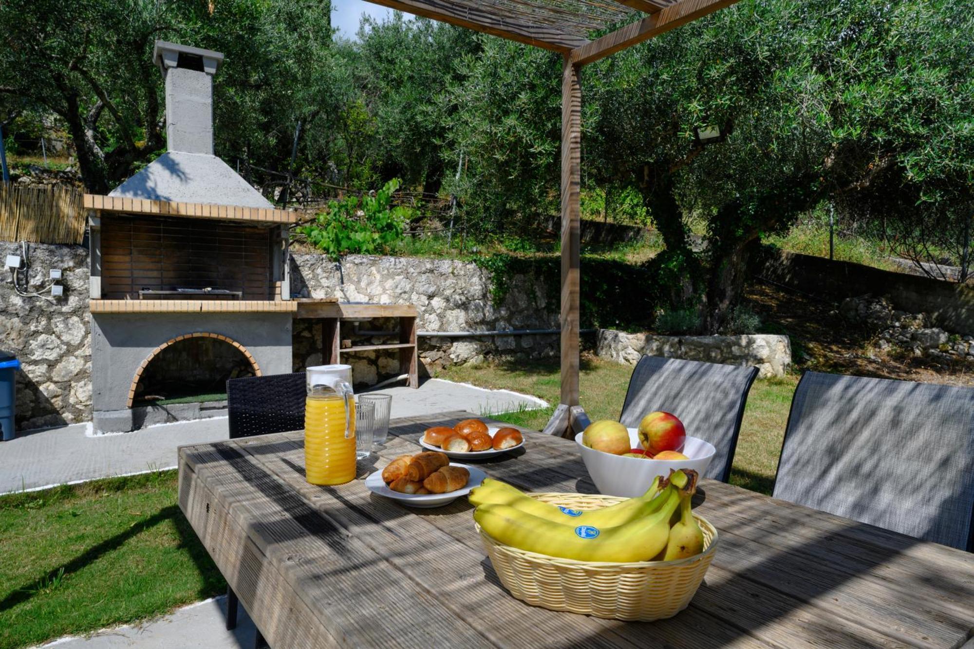 Aparthotel Olive Grove Poolside *